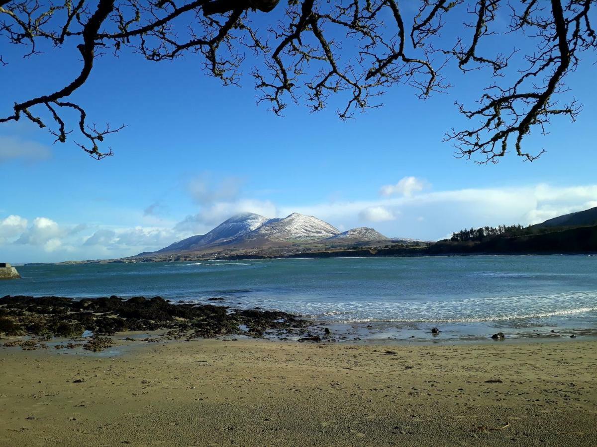 Pier Road Cottage, Croagh Patrick ウェストポート エクステリア 写真